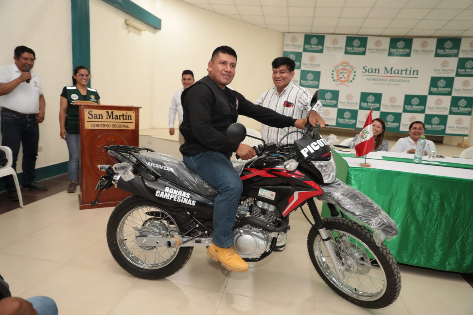 Flavio Flores Chupioma, presidente de la Central Única Nacional de Rondas Campesinas del Perú (CUNARC).