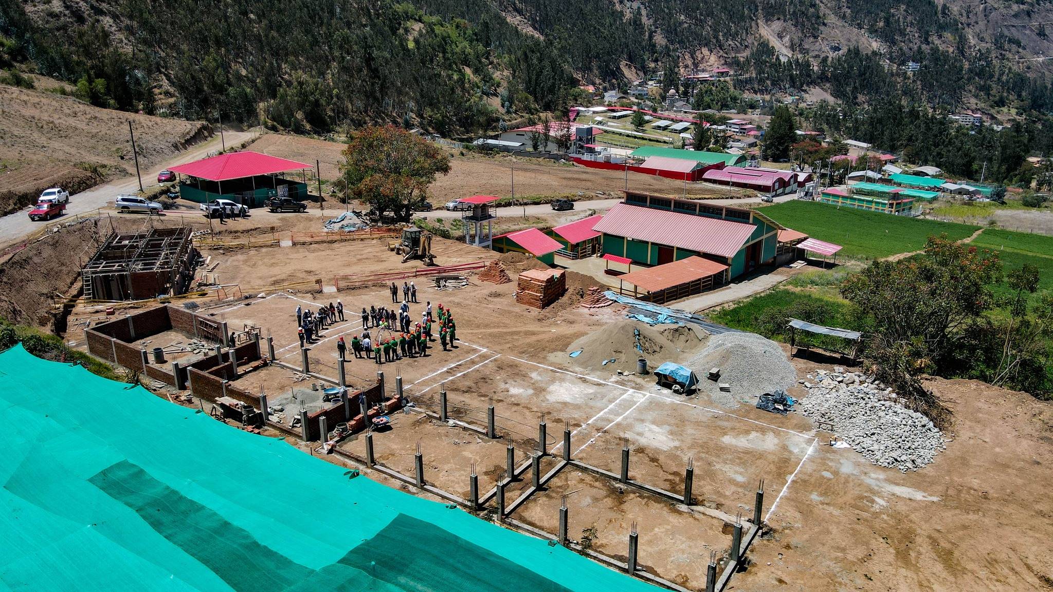 Vista panorámica de la construcción de la obra