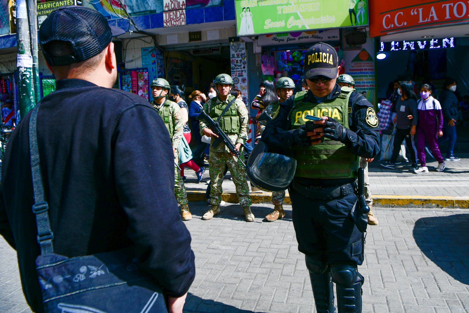 Casi 6000 requisitoriados son capturados por policías y militares en últimos 40 días