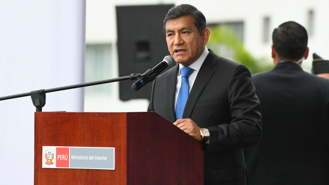 Ministro Carlos Morán.