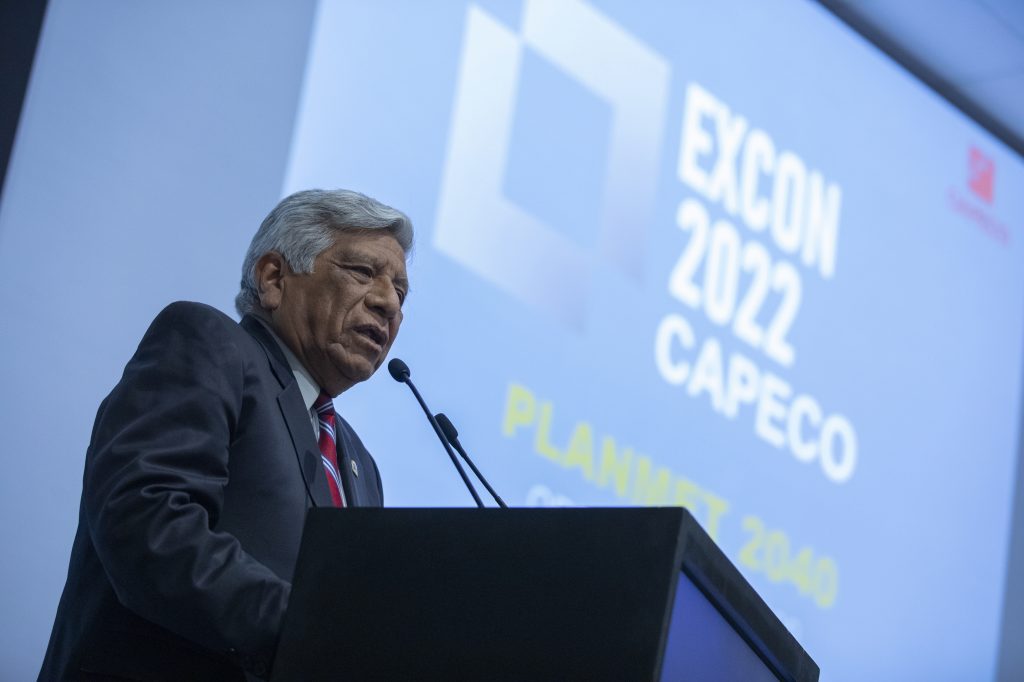 Alcalde de Lima durante su presentación en evento Excon2022 de la Cámara Peruana de la Construcción.