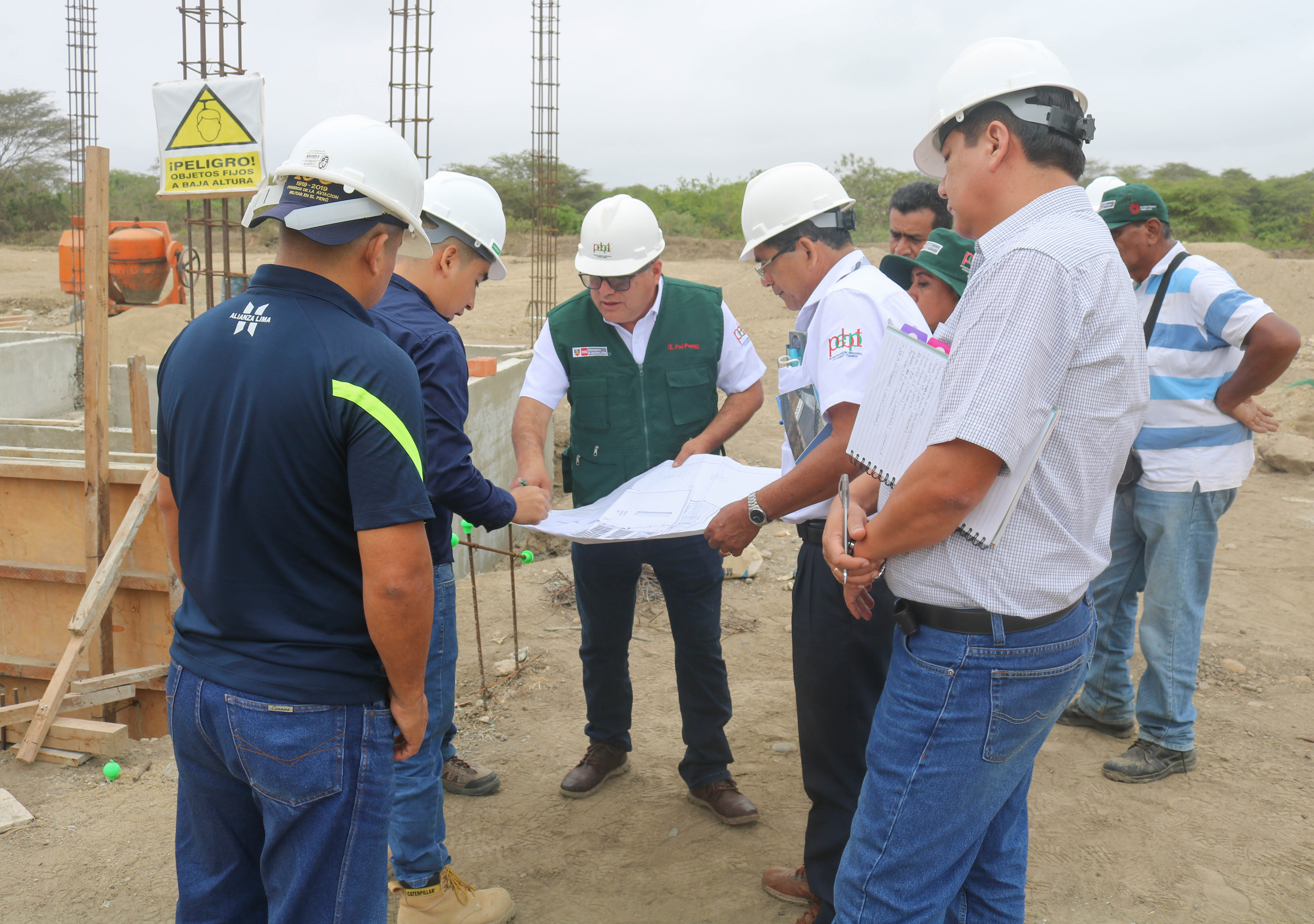 Director Ejecutivo del PEBPT, visitó el Centro Experimental Tumpis