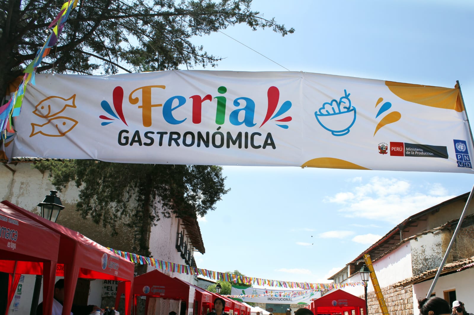 Mercado Central Carnaval ya es parte de la plataforma “Casero Digital”, amas de casa podrán usar billeteras digitales como Tunki, Yape o Plin