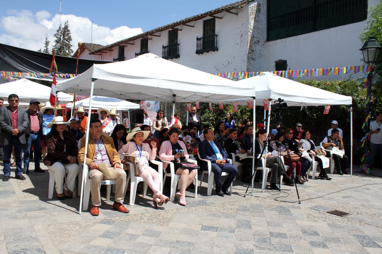 Mercado Central Carnaval ya es parte de la plataforma “Casero Digital”, amas de casa podrán usar billeteras digitales como Tunki, Yape o Plin