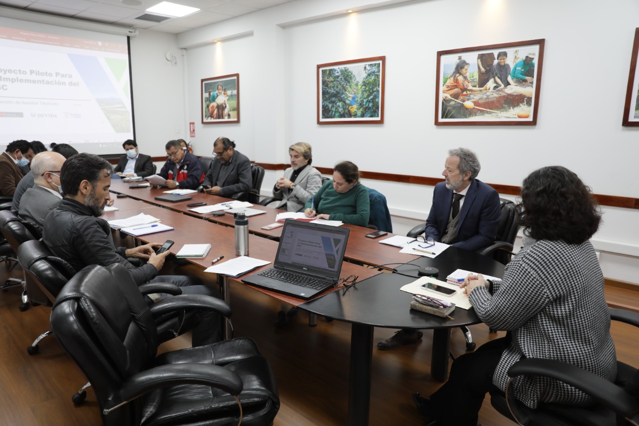 Devida y Unión Europea coordinan implementación del Pacto Social Ciudadano para la reducción de cultivos ilícitos de coca