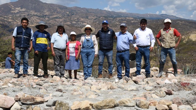 Realizamos entrega de material para la construcción de reservorio en el Huayo La Merced