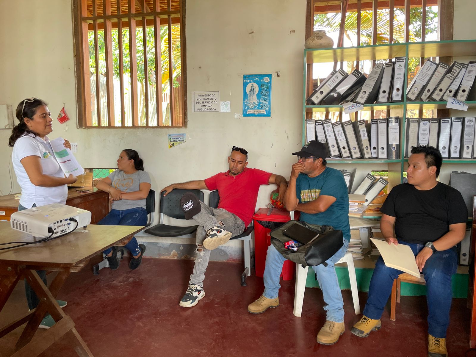 Con el uso e implementación de las multiplataformas se busca acercar a los productores a la realidad virtual que se vive globalmente