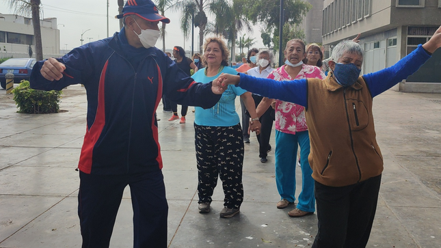 Promovemos estilos de vida saludable para la población adulto mayor de todo el Callao
