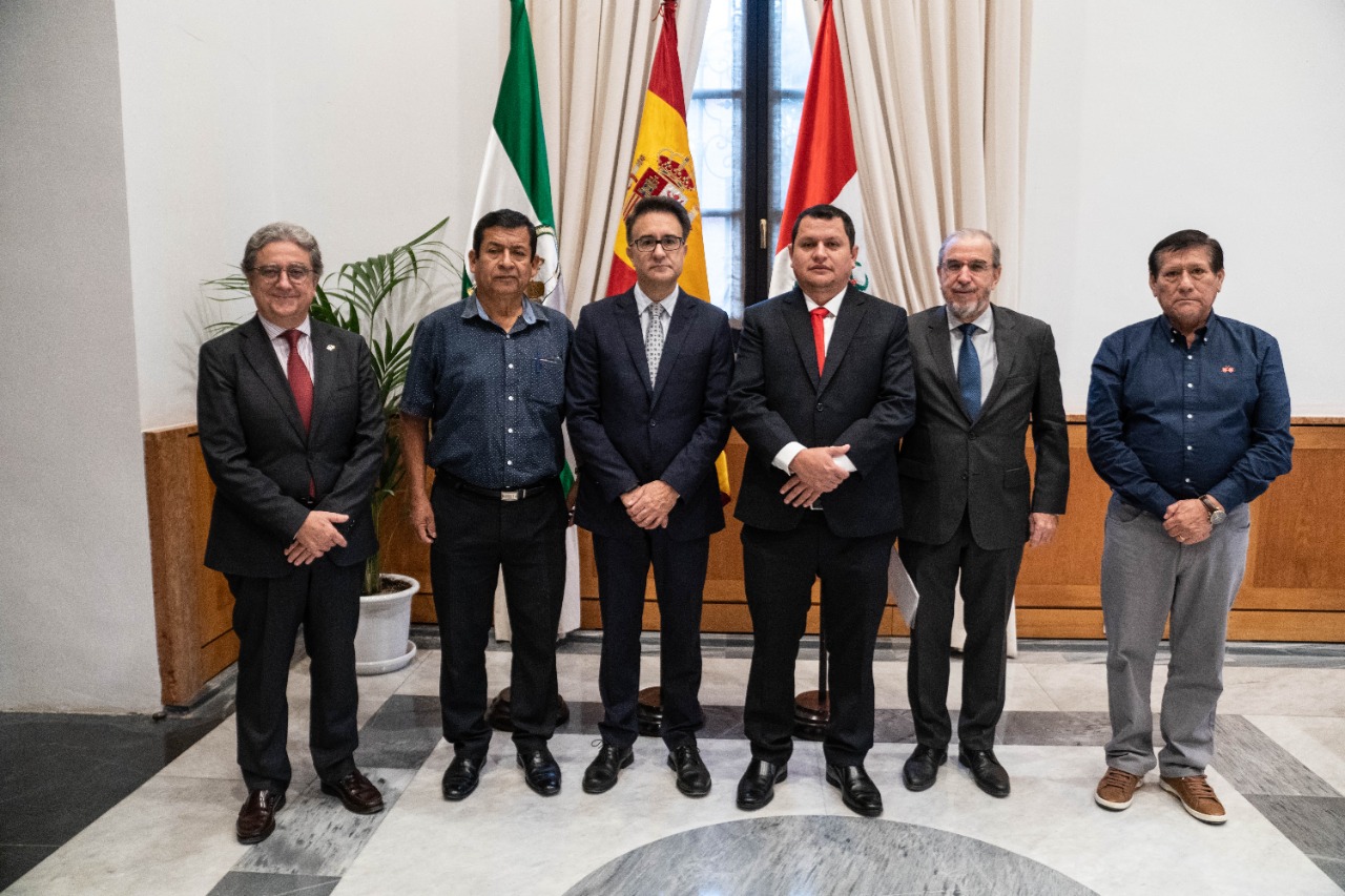 Desde España: Gobernador de Piura celebra exitosos convenios a favor de la salud, educación y desarrollo social