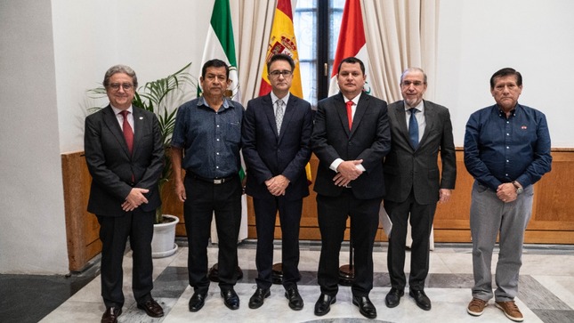 Desde España: Gobernador de Piura celebra exitosos convenios a favor de la salud, educación y desarrollo social