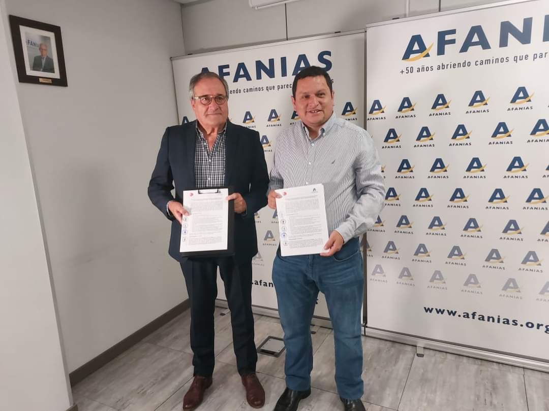 Gobernador logra importante convenio en beneficio de personas con autismo de la región Piura