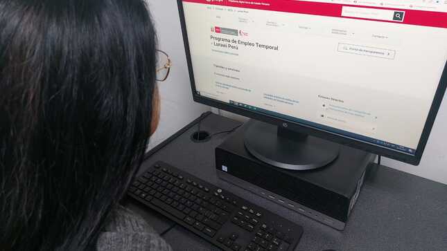 Fotografía de usuaria de la Plataforma Digital Única de Denuncias del Ciudadano.