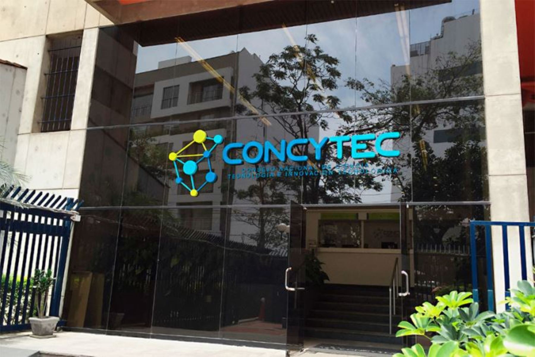Fachada de Concytec