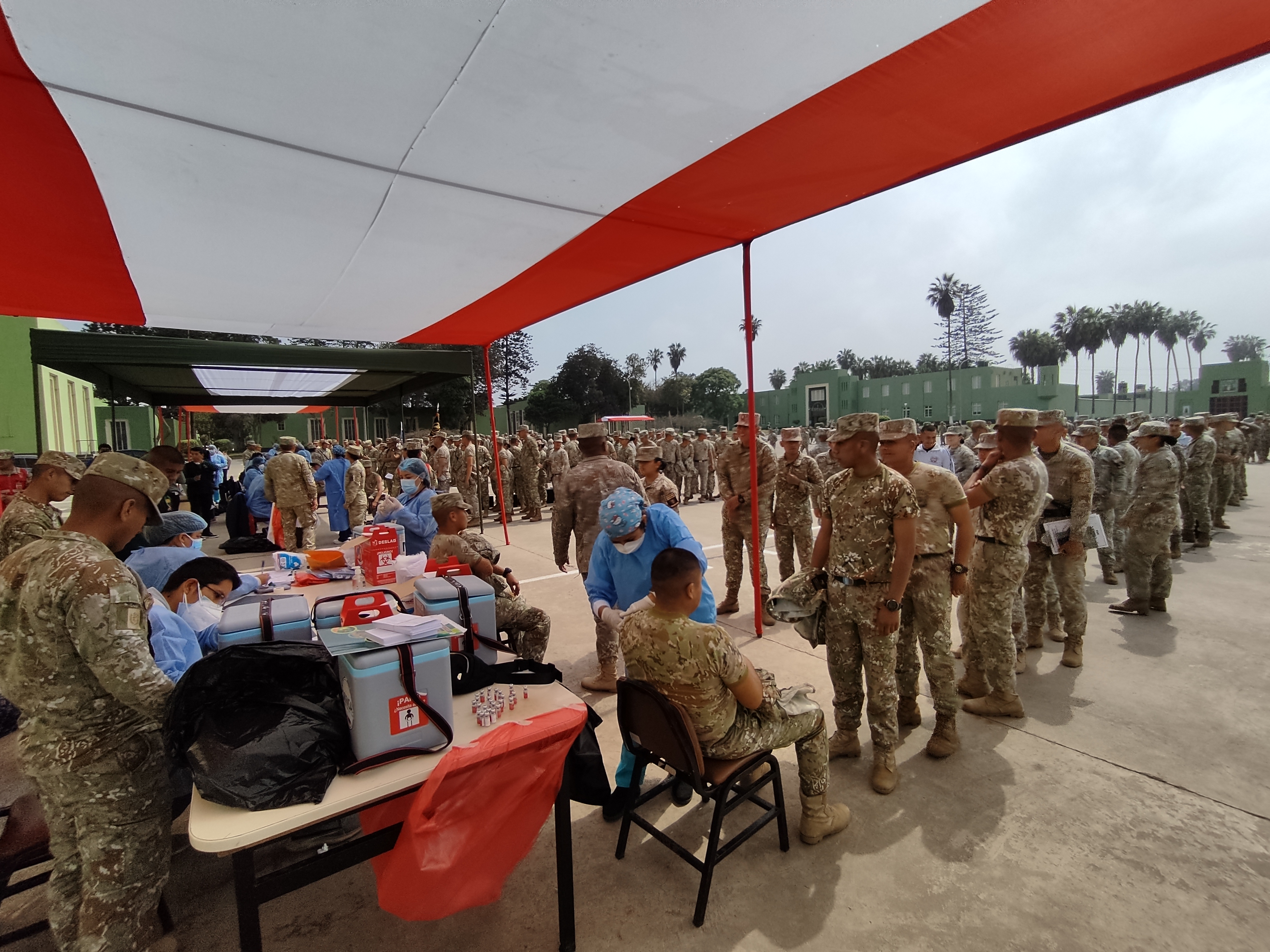 Más de 3 mil efectivos del Ejército Peruano recibirán vacuna antirrábica humana