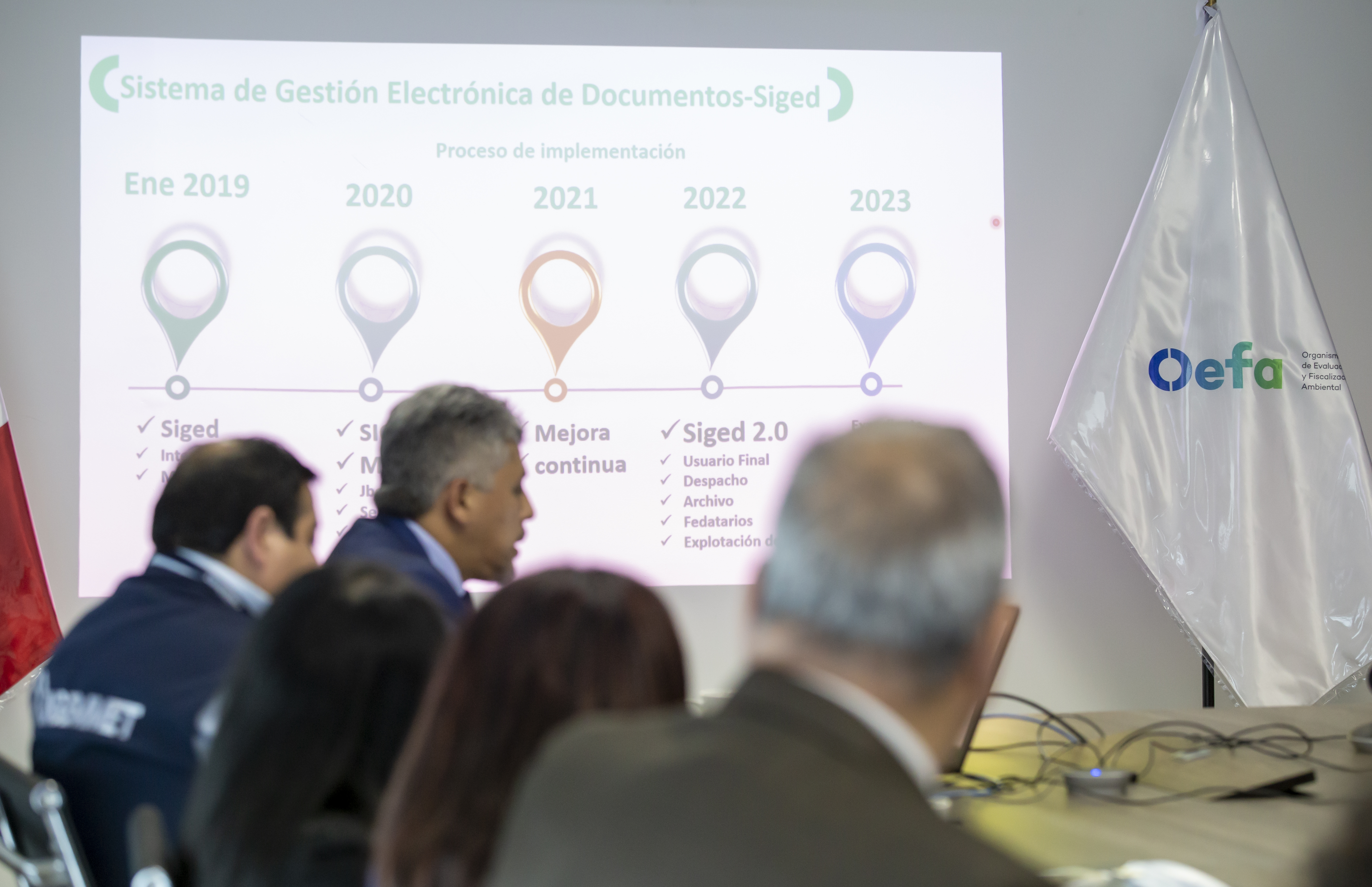 El OEFA presentó a la PCM e Ingemmet su experiencia en la implementación del Modelo de Gestión Documental