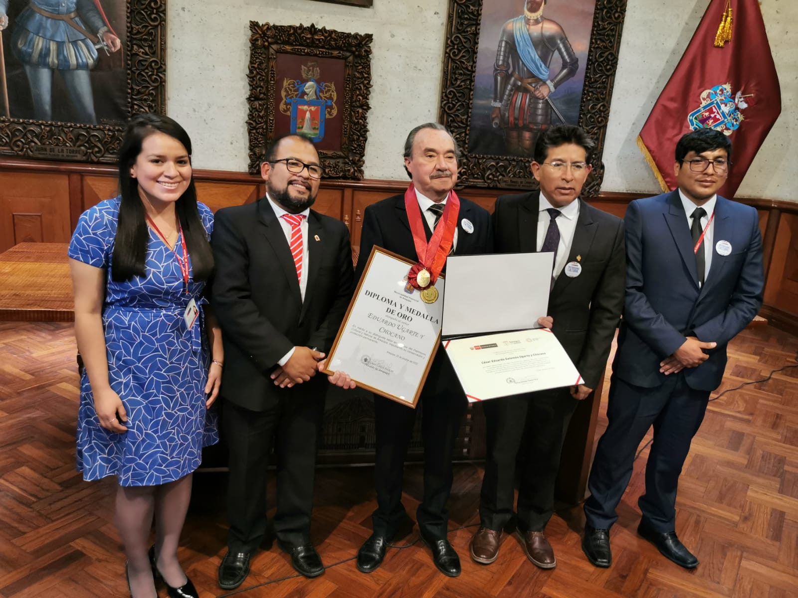 Arequipa: Ministerio de Cultura entregó diploma y medalla a Eduardo Ugarte y Chocano en reconocimiento como Personalidad Meritoria