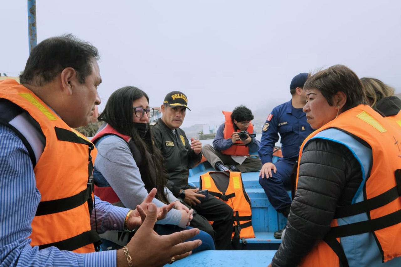 Policías y serenos intervienen muelle pesquero artesanal de Pucusana