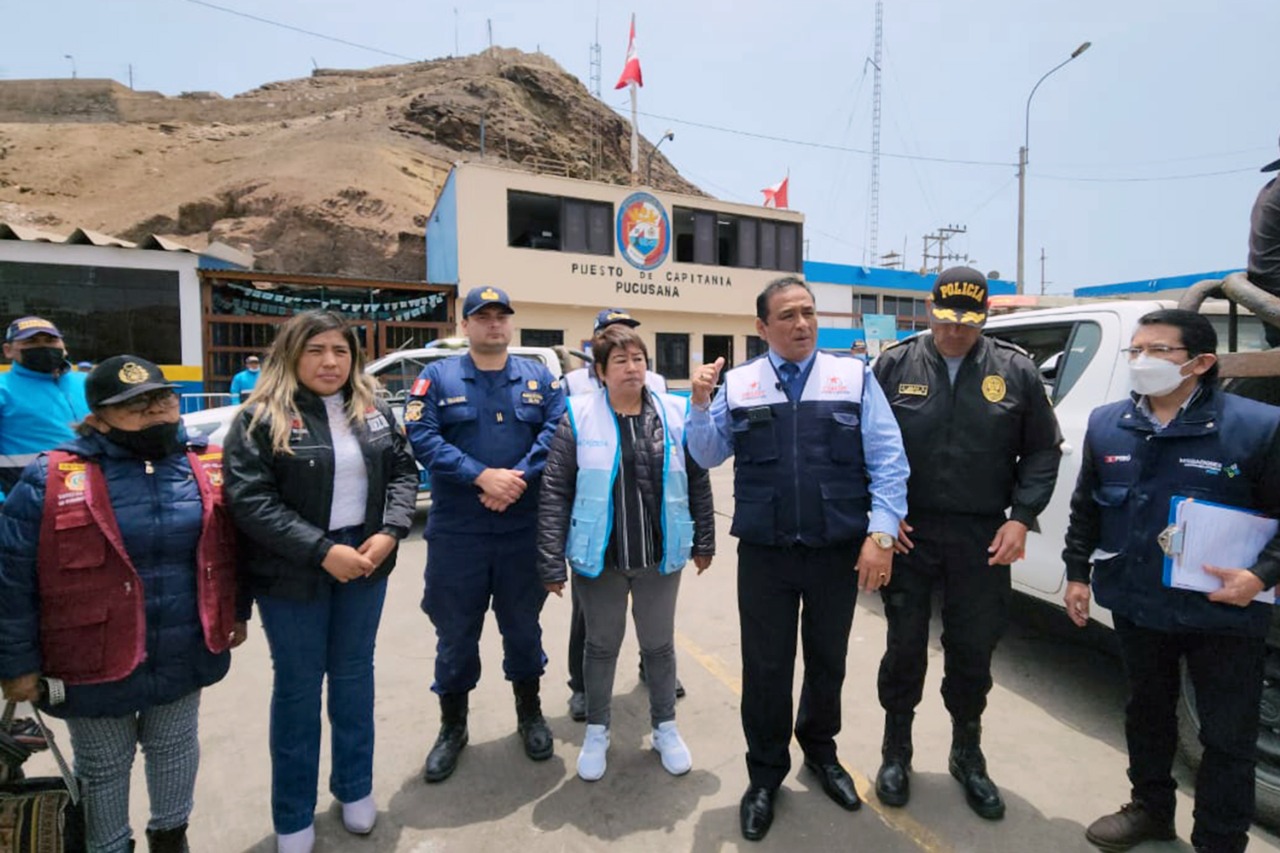 Policías y serenos intervienen muelle pesquero artesanal de Pucusana
