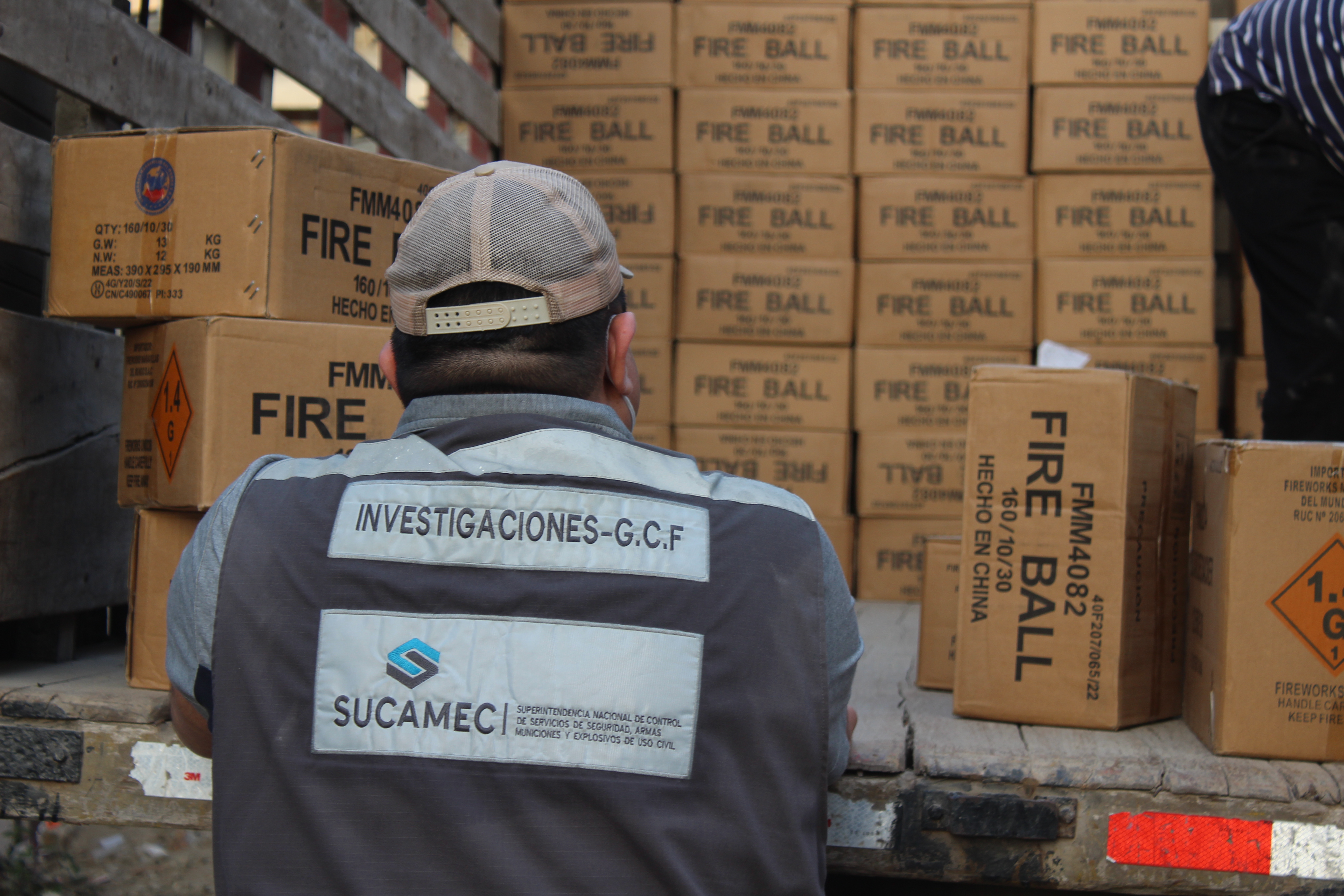Sucamec incauta casi 7 toneladas de pirotécnicos en dos viviendas de Villa María del Triunfo