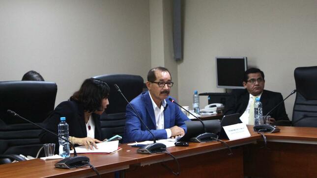 Gobernador regional Pedro Bogarín Vargas sustento el presupuesto 2023 en Lima