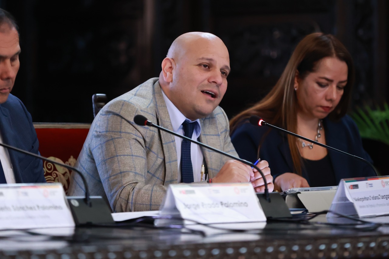 Ministro en Gore 17