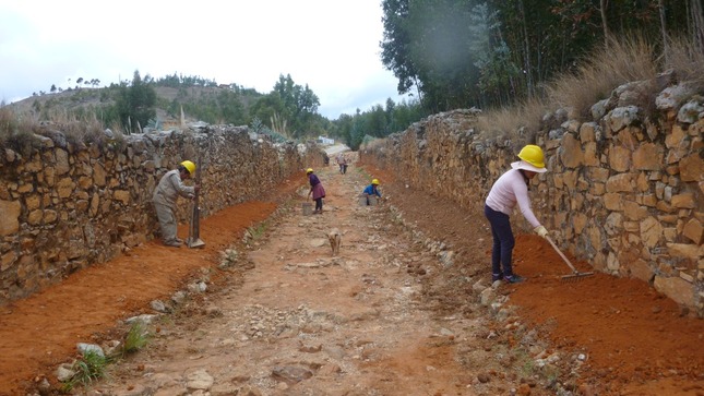 La Libertad: Realizan mantenimiento preventivo en la avenida principal de Wiraqochapampa