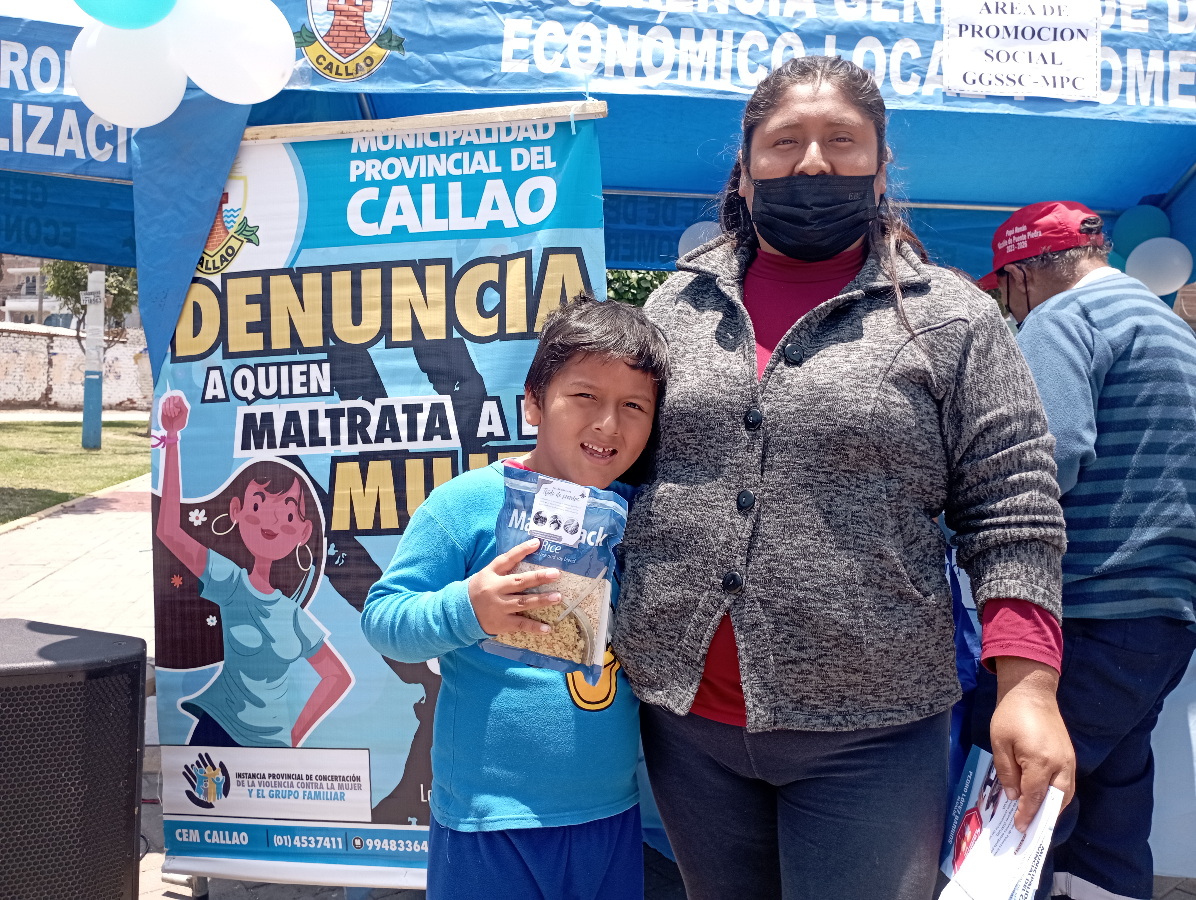 Hoy se realizó campaña cívica gratuita en el sector 5 del asentamiento humano Bocanegra