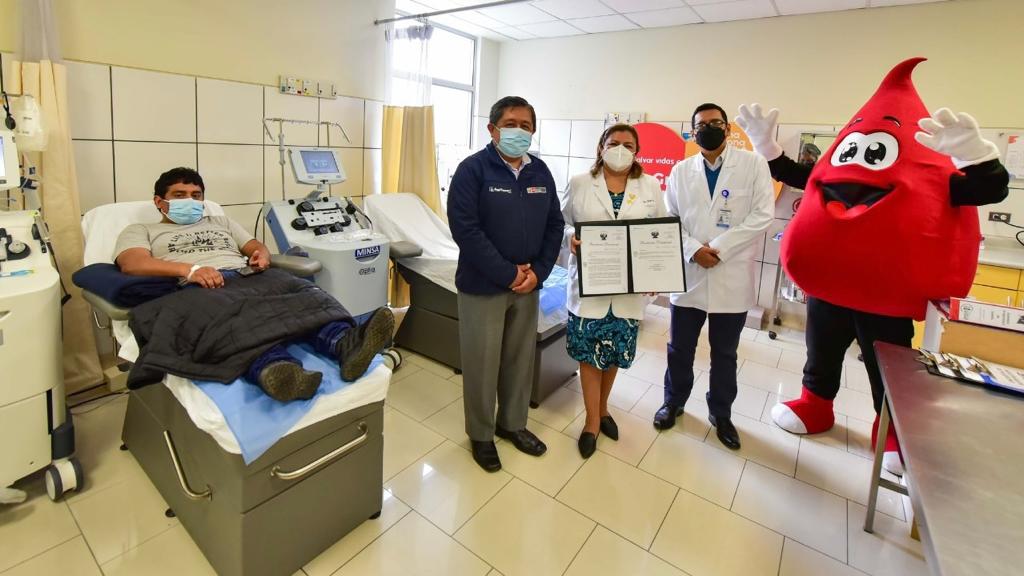 Banco de sangre del INSN San Borja es el primer centro con autorización sanitaria en el país