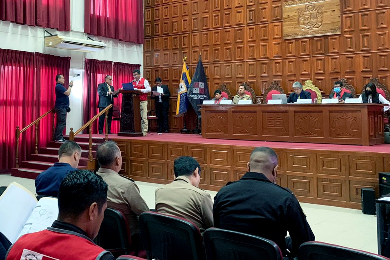 Con el objetivo de supervisar el trabajo e implementar mejoras que permitan potenciar la labor del personal policial, el ministro del Interior, Willy Huerta Olivas, realizó hoy una visita de inspección a las comisarías y puestos de vigilancia en el distrito de Papayal, provincia de Zarumilla, región Tumbes, en la frontera con Ecuador