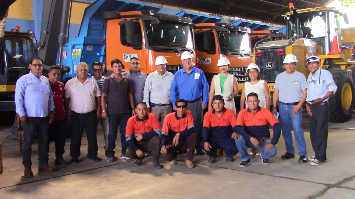 Dirección Regional de Transportes y Comunicaciones de Ucayali recepcionó modernas maquinarias para mantenimiento de las vías de la región.