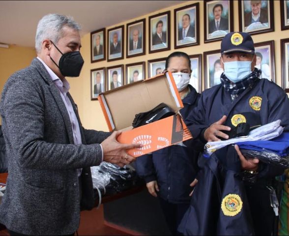 Efectivos de la Policía Municipal recibieron indumentaria nueva