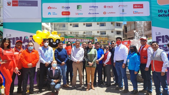 Imagen de la III Feria Financiera en Juliaca