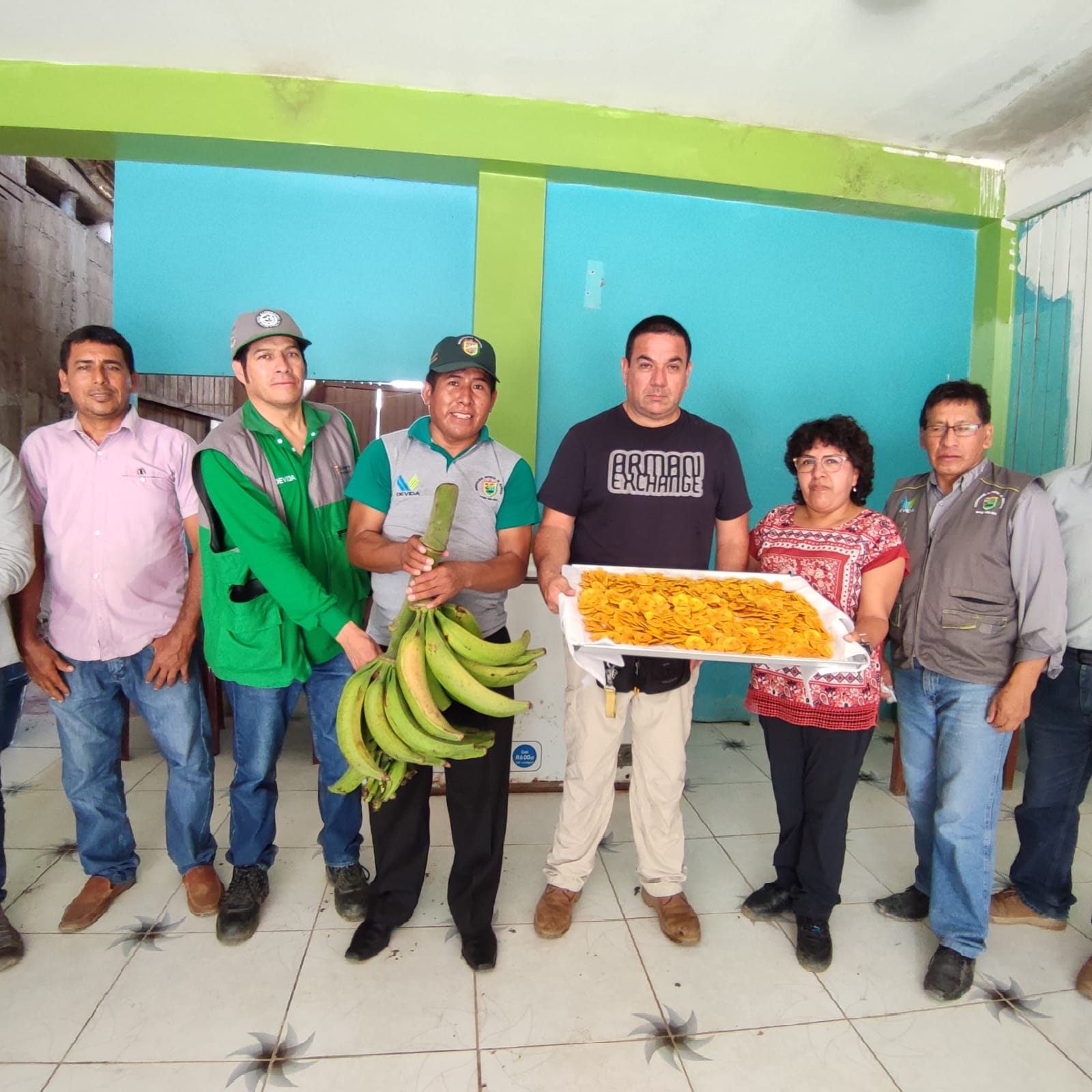 Fotografía del modulo demostrativo del procesamiento de plátano en el Centro Poblado de Santa Rosa - Inambari.