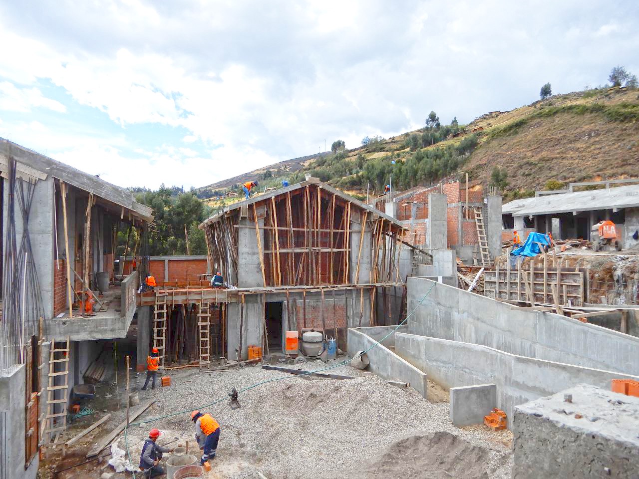 Inspeccionamos avance de obras de la I.E. 80178 en el distrito de Chugay, La Libertad