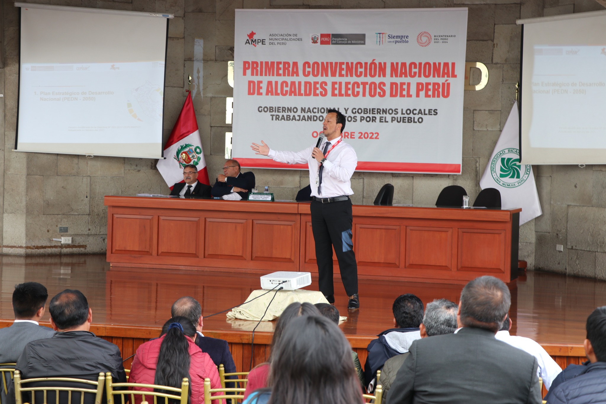 Presidente del Ceplan presenta PEDN al 2050 en Primera Convención Nacional de Alcaldes Electos del Perú