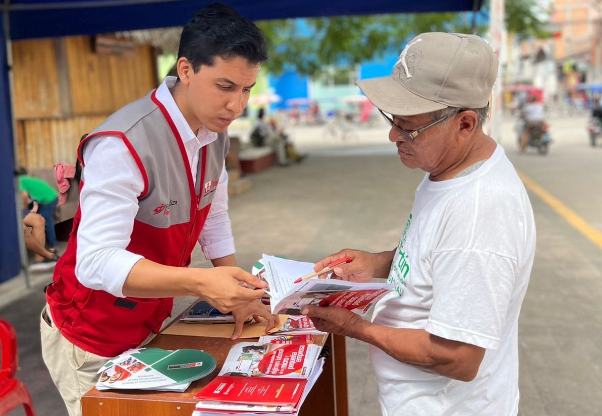 Atención al ciudadano mediante el Centro Integrado Formaliza Perú, programa encargado de promover la formalización laboral y empresarial.