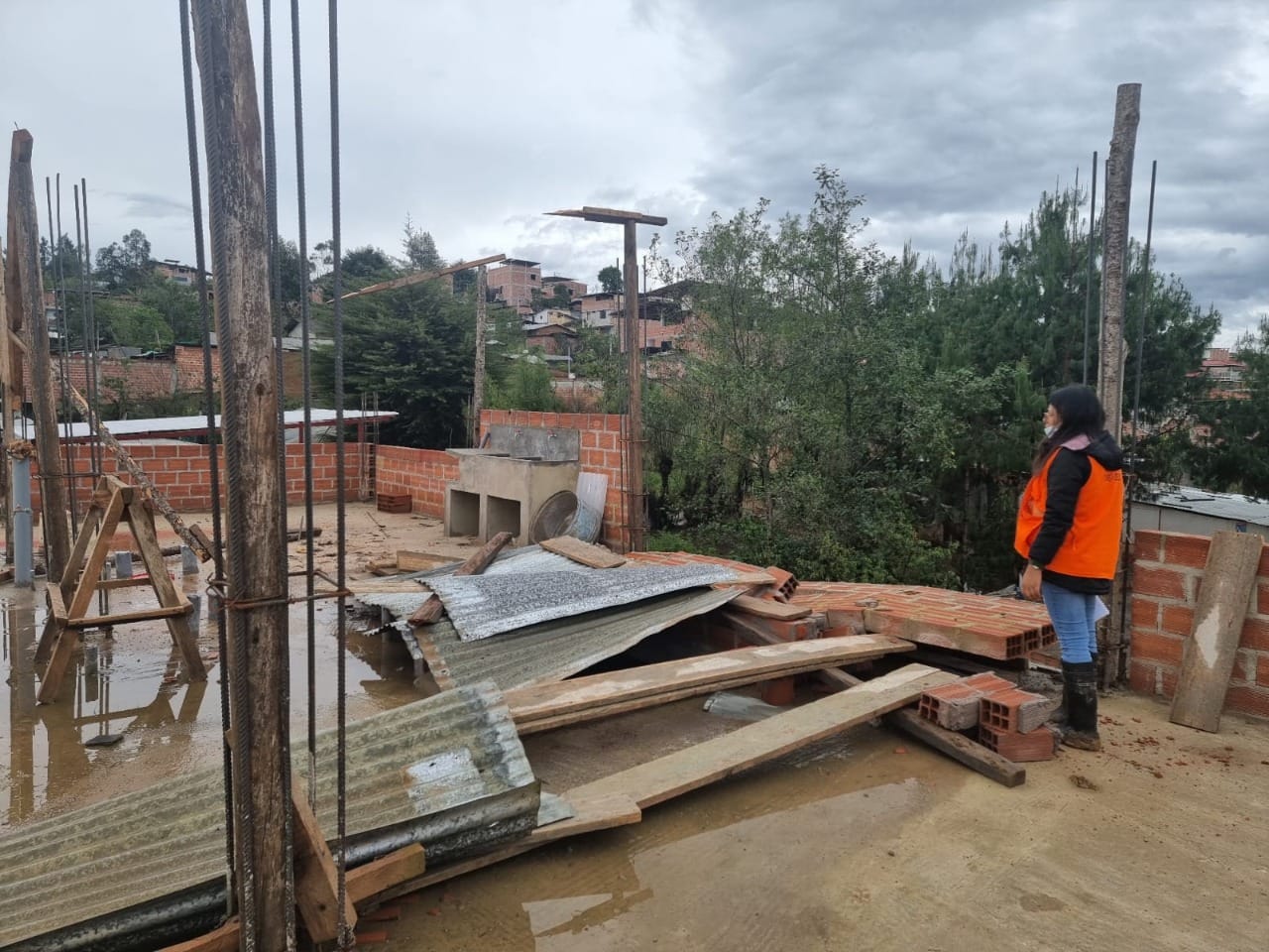 Evaluación de daños por lluvias torrenciales 