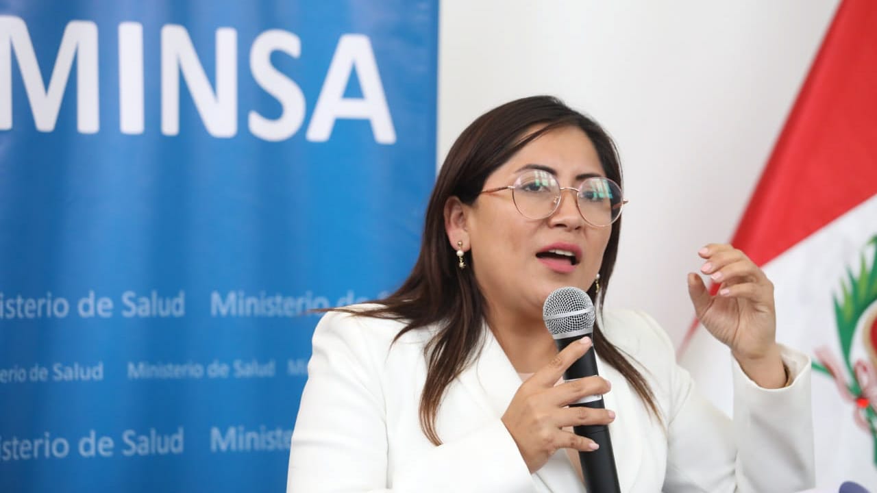 Titular del sector se presentó ante las autoridades de los diferentes hospitales, institutos OPD y Diris