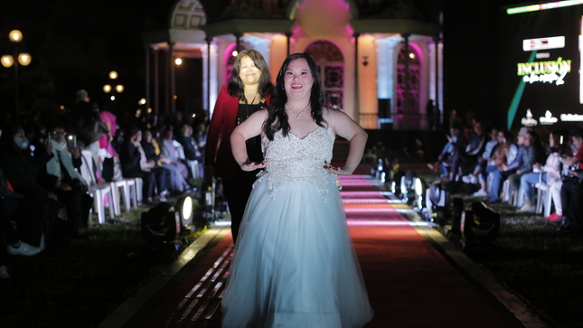 Desfile inclusión a la moda 2