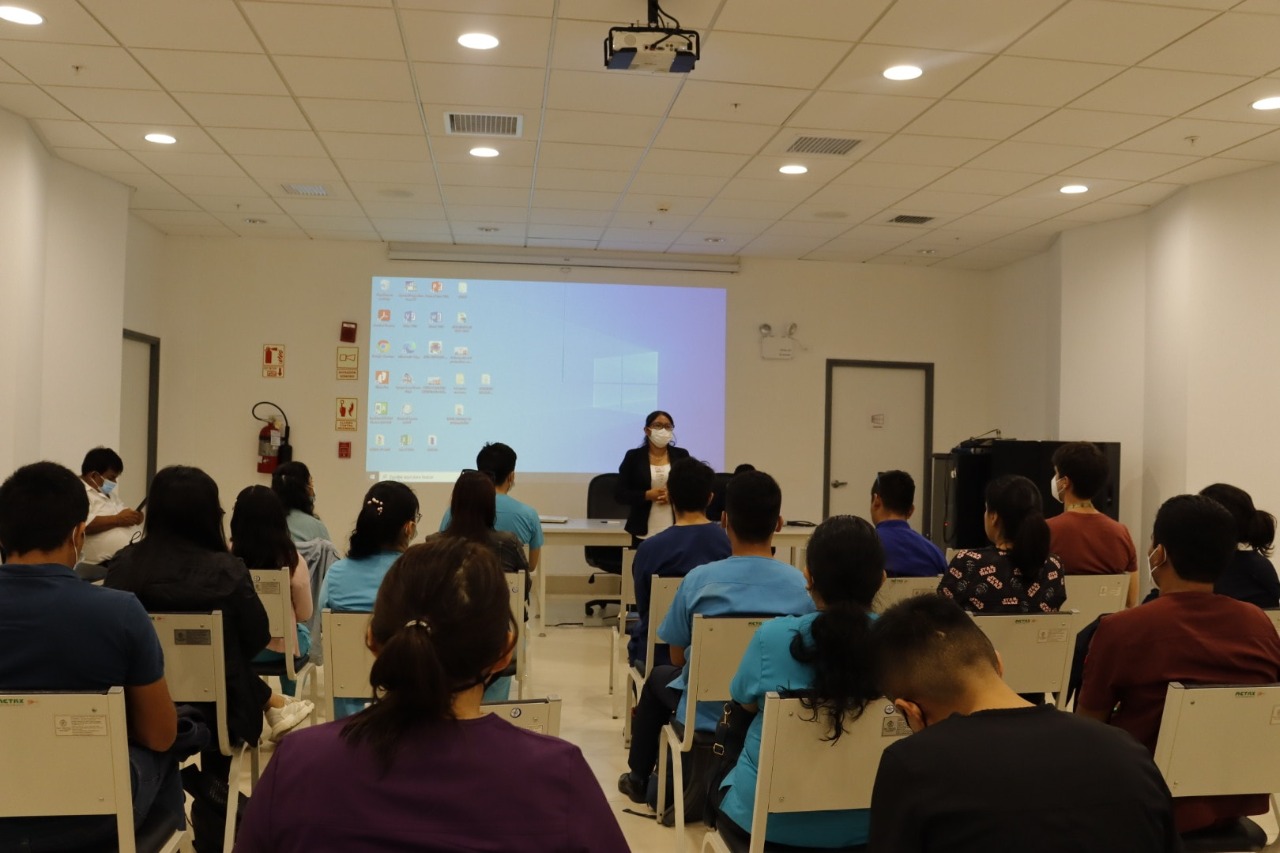 Directora de la Red de Salud de Rioja, Elva Torres Pezo, presente en el acto protocolar de inicio de la capacitación en Telesalud.