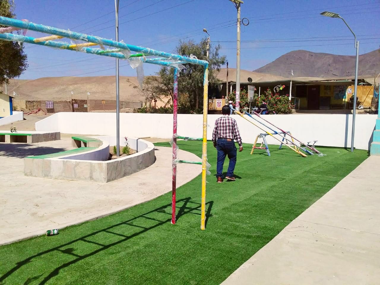 Obra pública de la plaza de armas del anexo de Chala Viejo