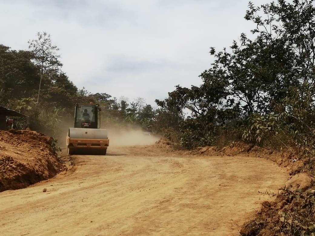 Moradores de Ayabaca y turistas se beneficiarán con mantenimiento de vía