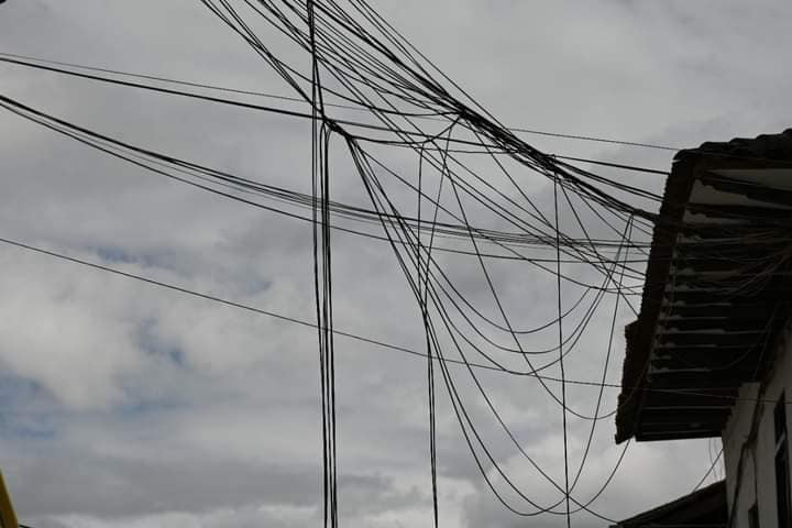 Ley promulgada por el Congreso  fortalece Ordenanza Municipal sobre retiro de cableado aéreo en desuso