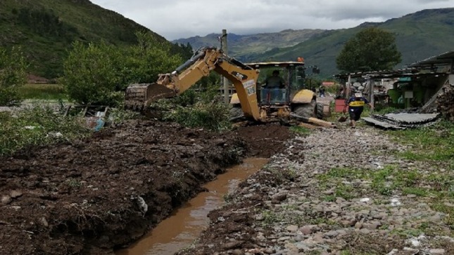 Contraloría detectó perjuicio de S/ 1.3 millones por deficiencias en construcción de canal de riego en Calca