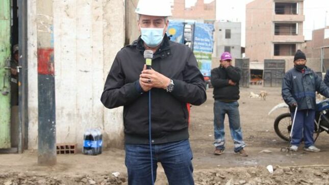 Alcalde da inicio a obra de la obra de Mejoramiento de Transitabilidad Vehicular y Peatonal del Jr. Lima (Cuadra 12 y 13)