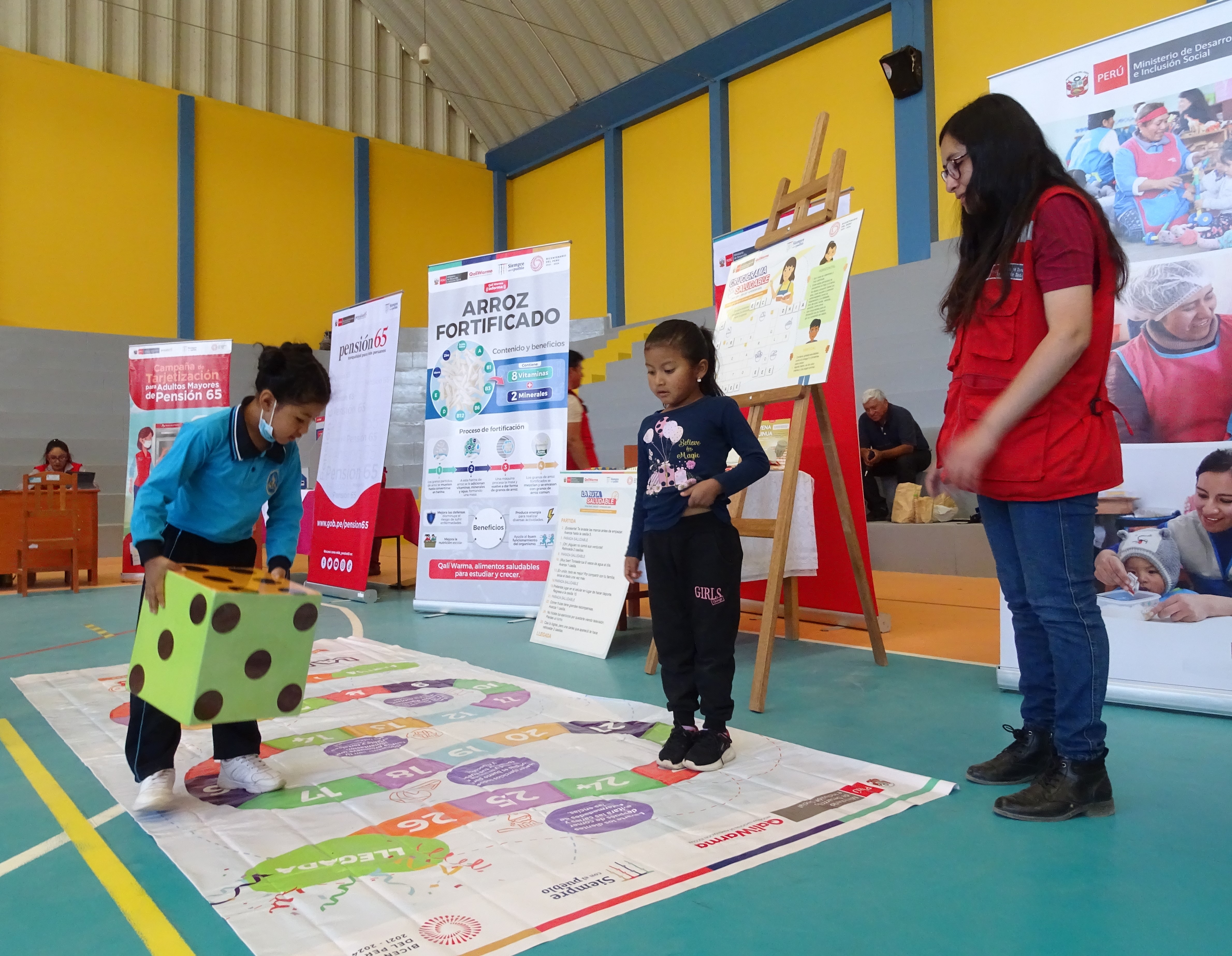 Escolares de Moquegua aprenden sobre alimentación saludable