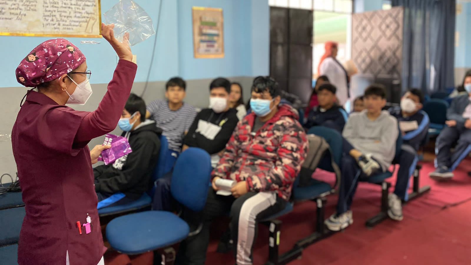 Hospital Santa Rosa realiza actividades extramurales educativas en colegios 