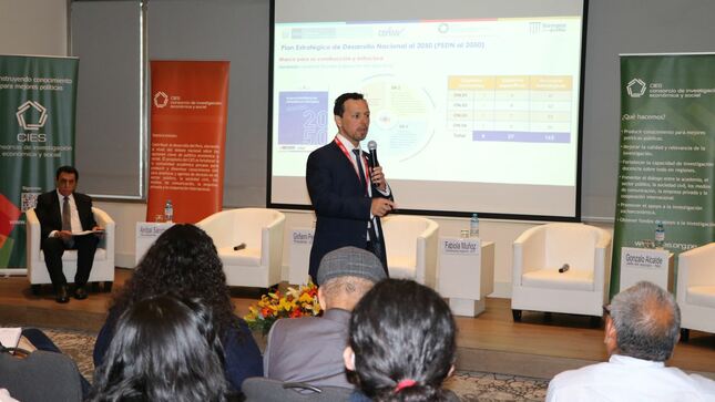 Presidente del Ceplan, Giofanni Peirano expone en XXXIII Seminario Anual del CIES: “Escenarios postpandemia y aportes a la Agenda 2030”