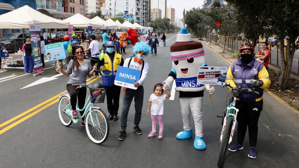 Familias, deportistas y población en general accedieron a diferentes servicios de salud como vacunas del Esquema Regular y contra la covid-19
