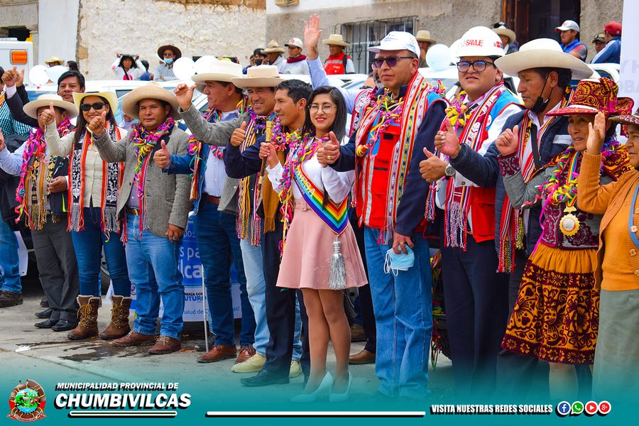 ENTREGAN AMBULANCIAS Y CAMIONETAS PARA LA PROVINCIA DE CHUMBIVILCAS, EN EL MARCO DEL PROYECTO MEJORAMIENTO DE LA CAPACIDAD RESOLUTIVA DE LOS ESTABLECIMIENTOS DE SALUD DE LA PROVINCIA DE CHUMBIVILCAS